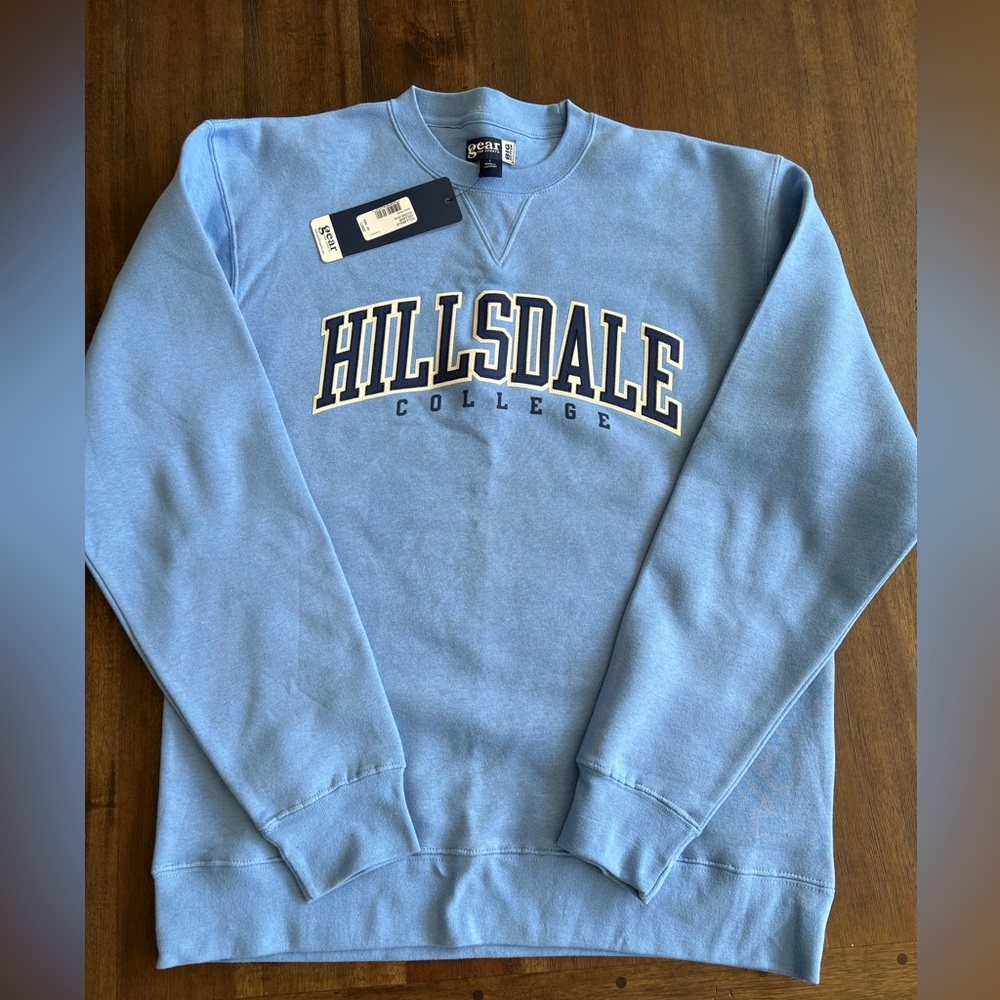 NWT Hillsdale College Sweatshirt Light Blue with Navy Tackle Twill Unisex Sz L